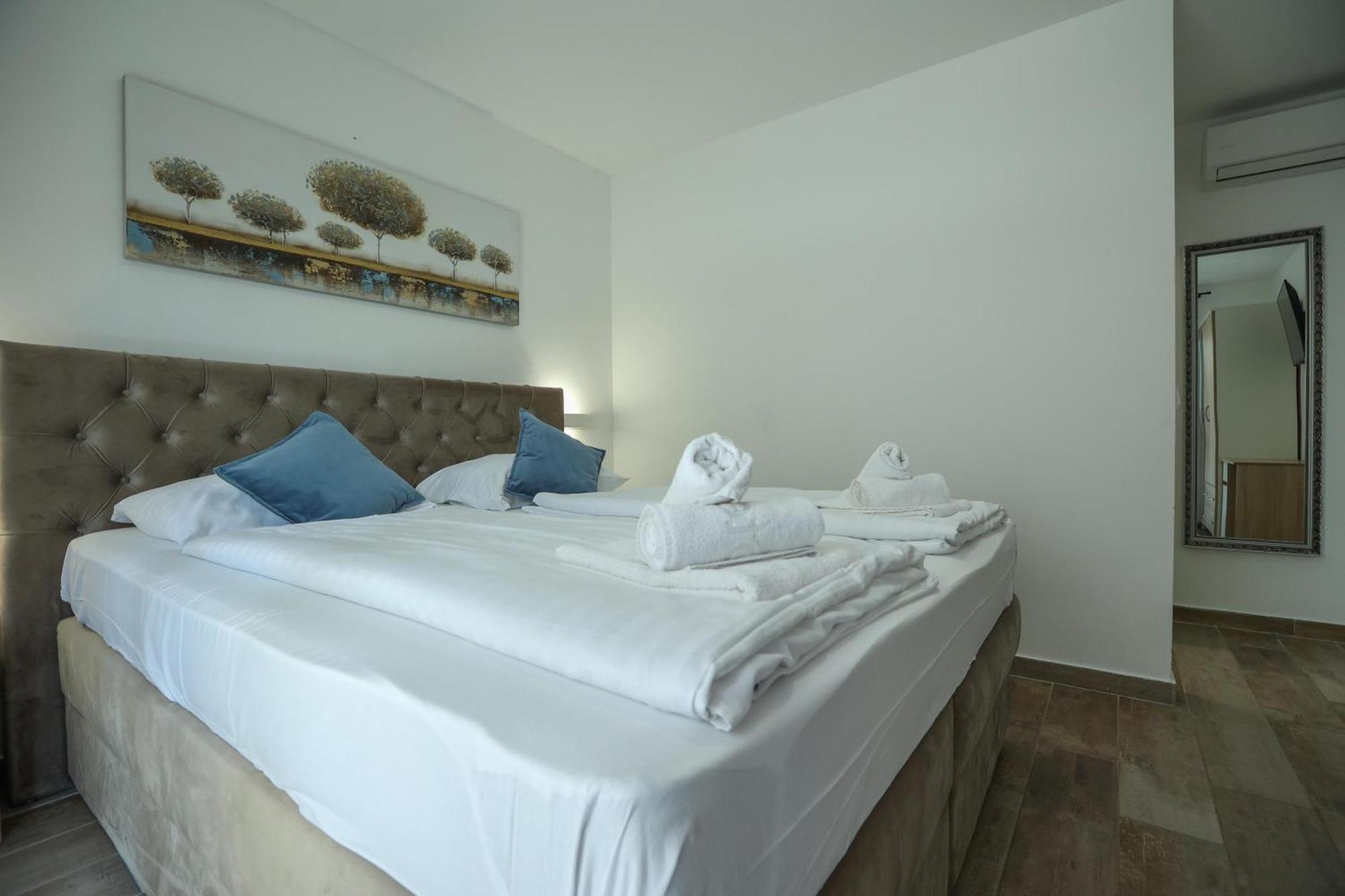 Km Exclusive Apartments 자다르 외부 사진